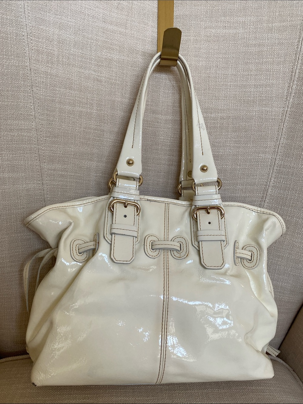 Dooney & Bourke Chiara Cream Patent Leather Shoulder Bag - Picture 10 of 16